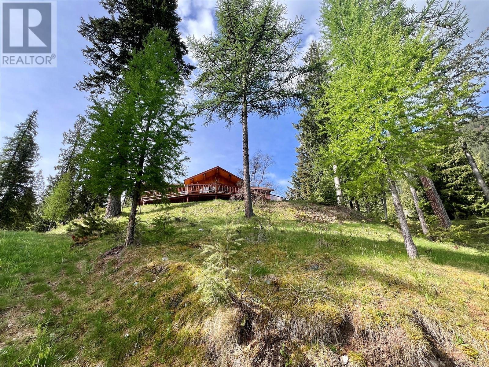 9898 Old Spallumcheen Road, Sicamous