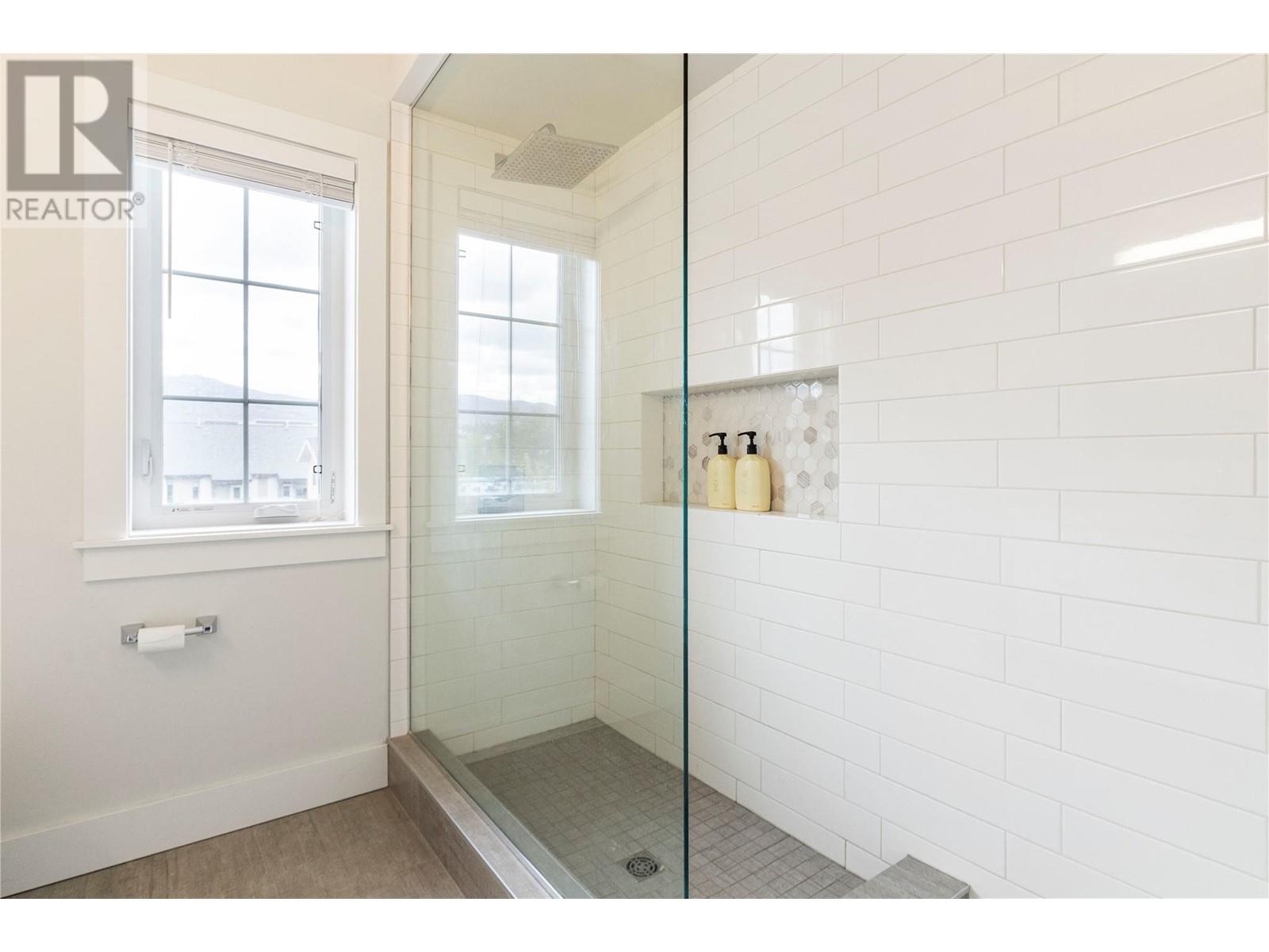 1 644 Lequime Road, Kelowna