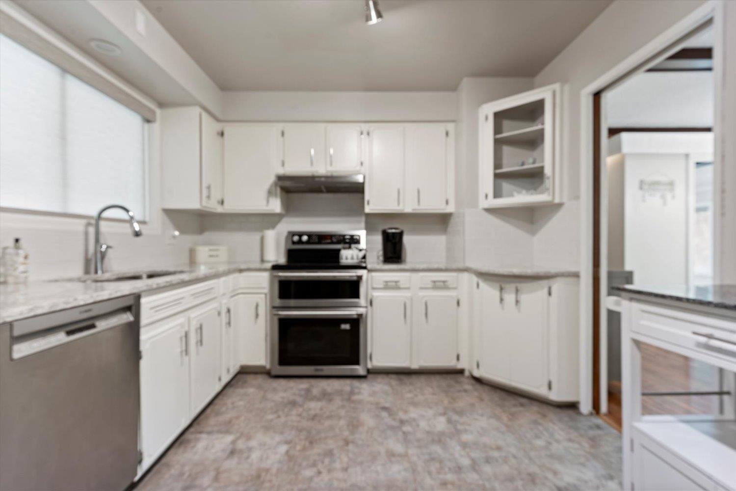 3164 OLD CLAYBURN ROAD, Abbotsford