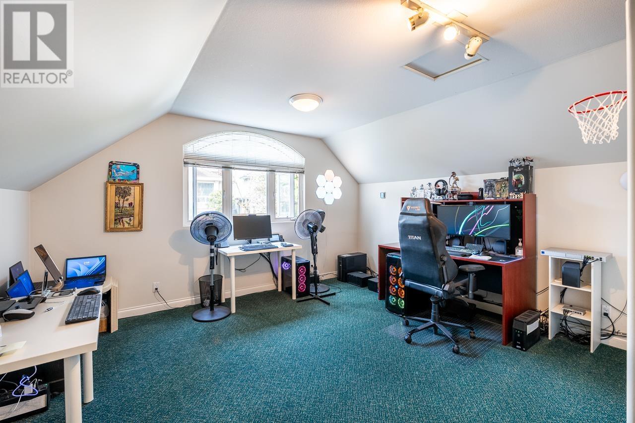21 WILKES CREEK DRIVE, Port Moody real estate listing R2999159