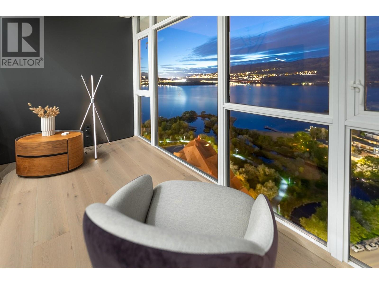 Photo 11 of 1075 Sunset Drive Unit Ph 1, Kelowna BC