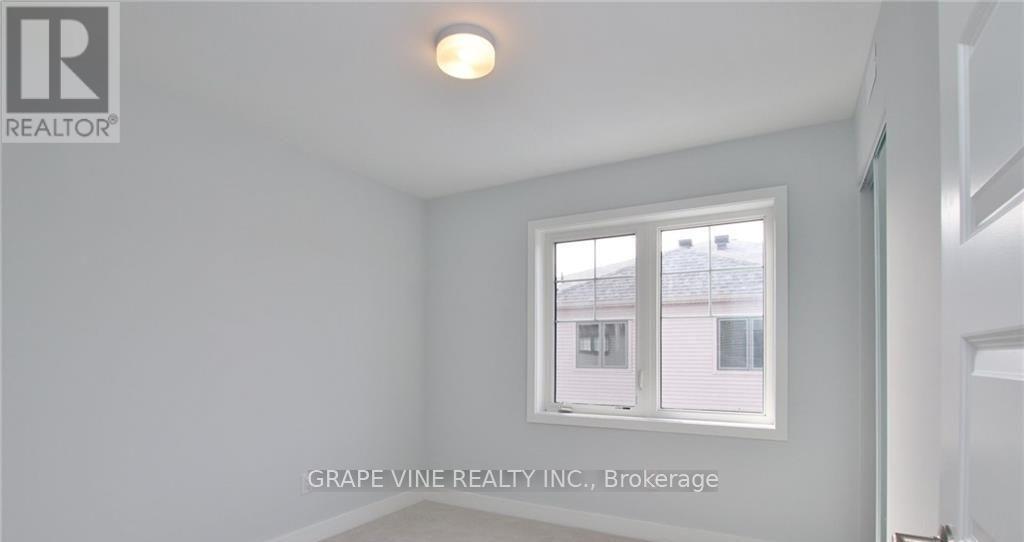 https://ddfcdn.realtor.ca/listing/TS638821487612600000/reb76/highres/8/x11956298_19.jpg