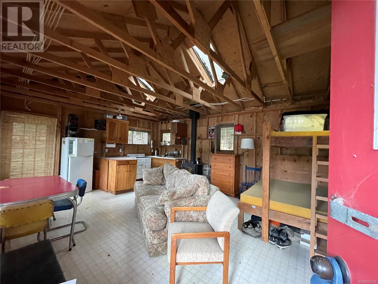 Photo 12 of 194 Sockeye Dr, Mudge Island BC