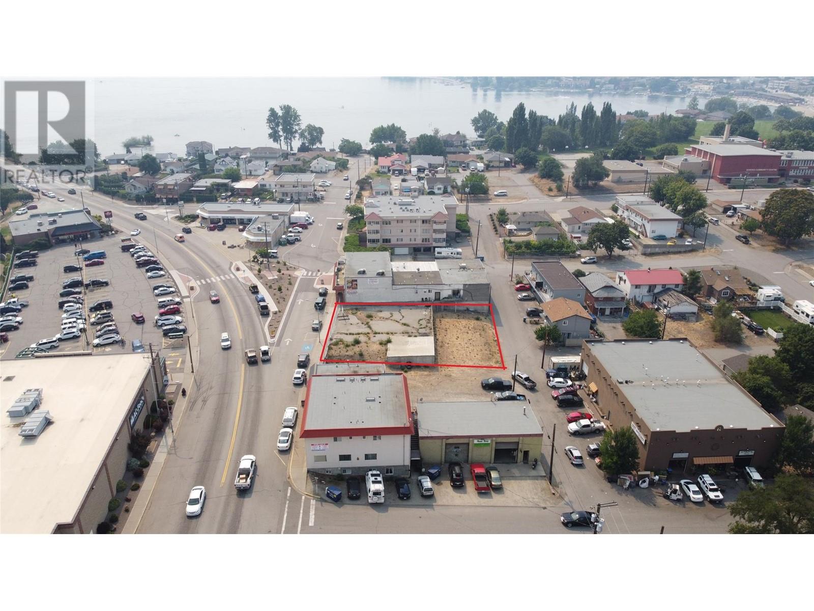 8121 MAIN Street, Osoyoos