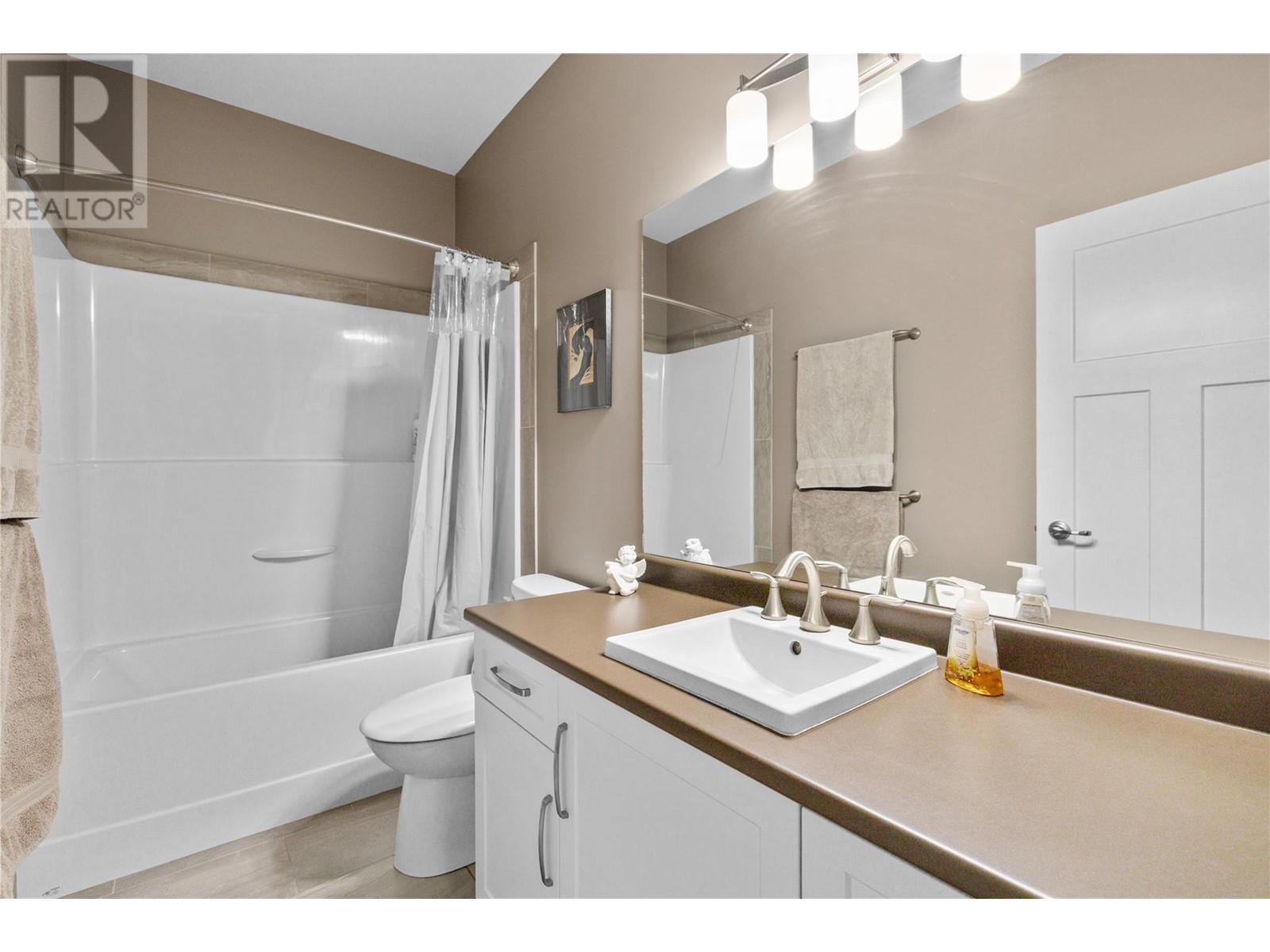  3825 Acacia Lane, West Kelowna