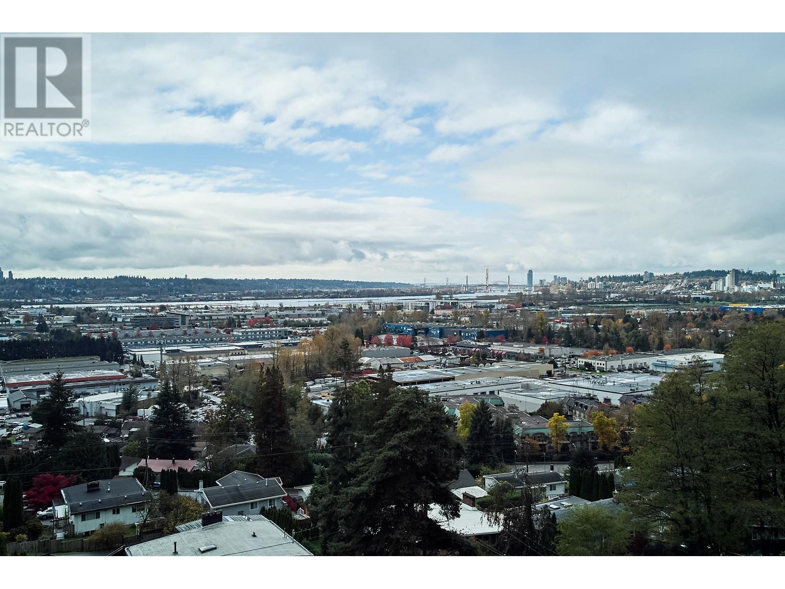 327 SEAFORTH CRESCENT, Coquitlam