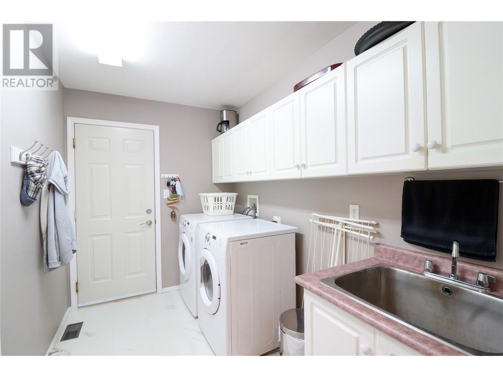 531 RED WING Drive, Penticton
