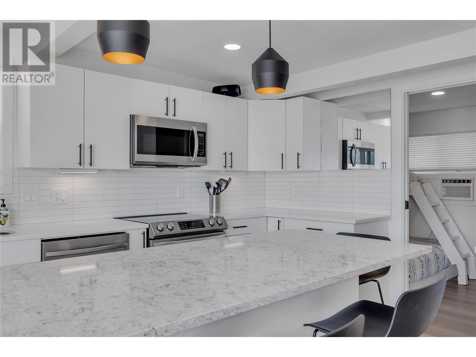 12 3050 Seclusion Bay Road, West Kelowna