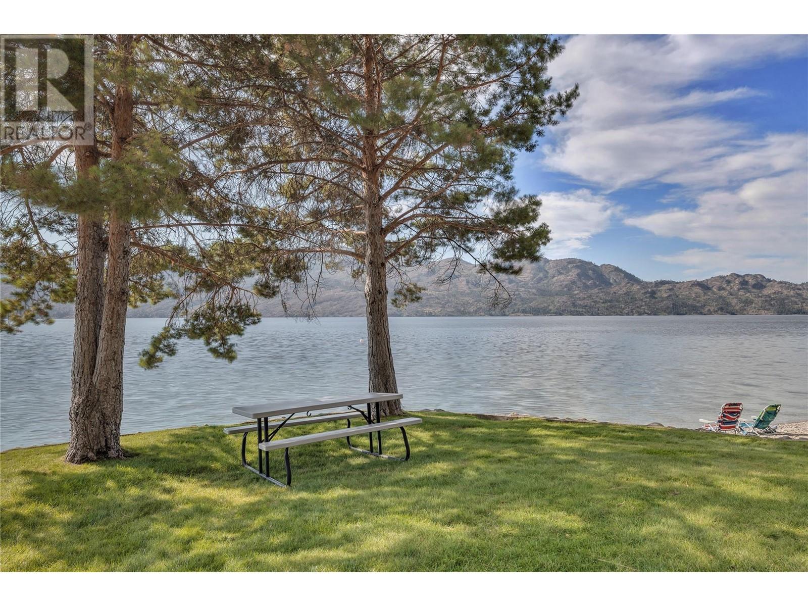 12 3050 Seclusion Bay Road, West Kelowna