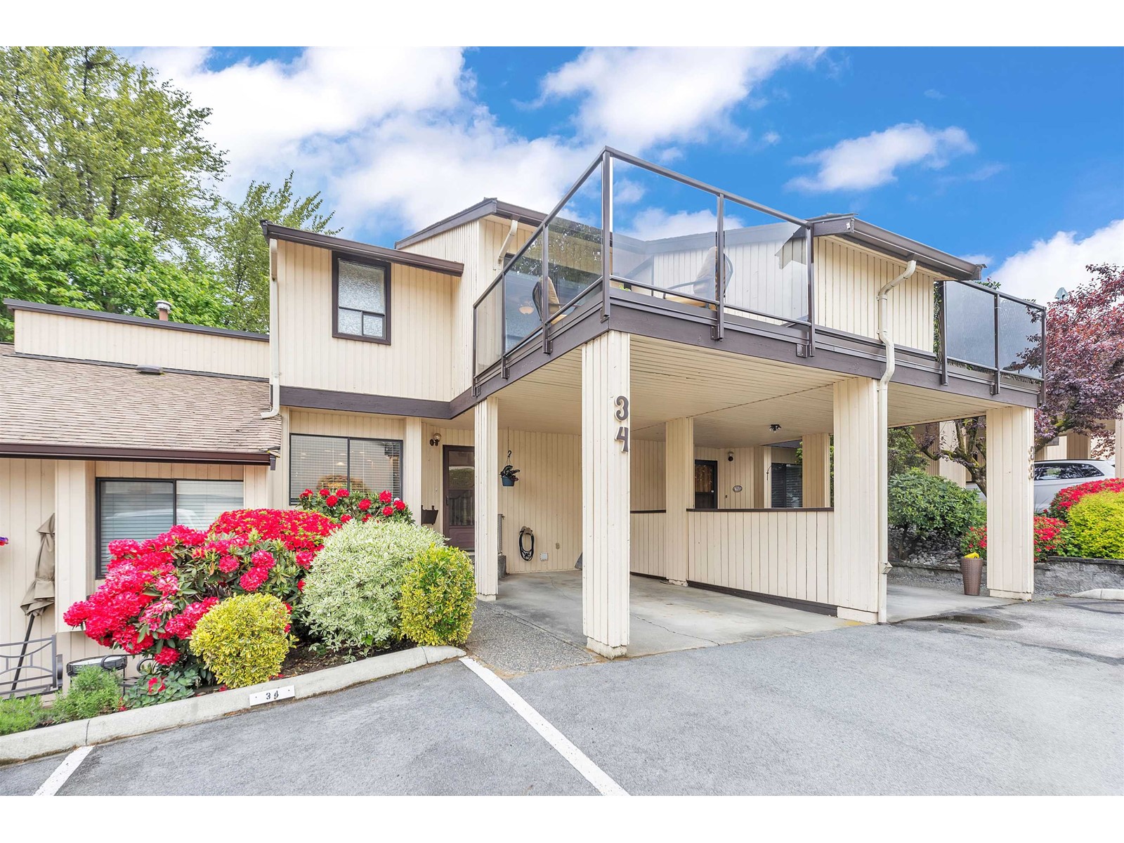 Photo 1 of 34 2962 Nelson Place, Abbotsford BC