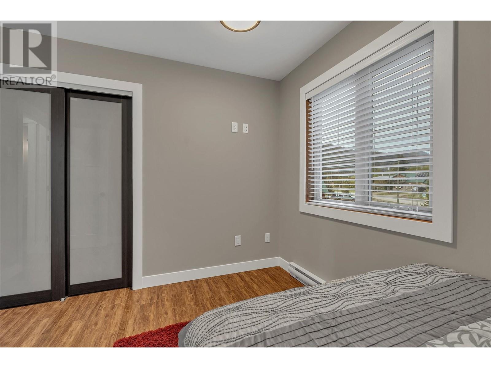 101 Skye Blue Loop, Princeton