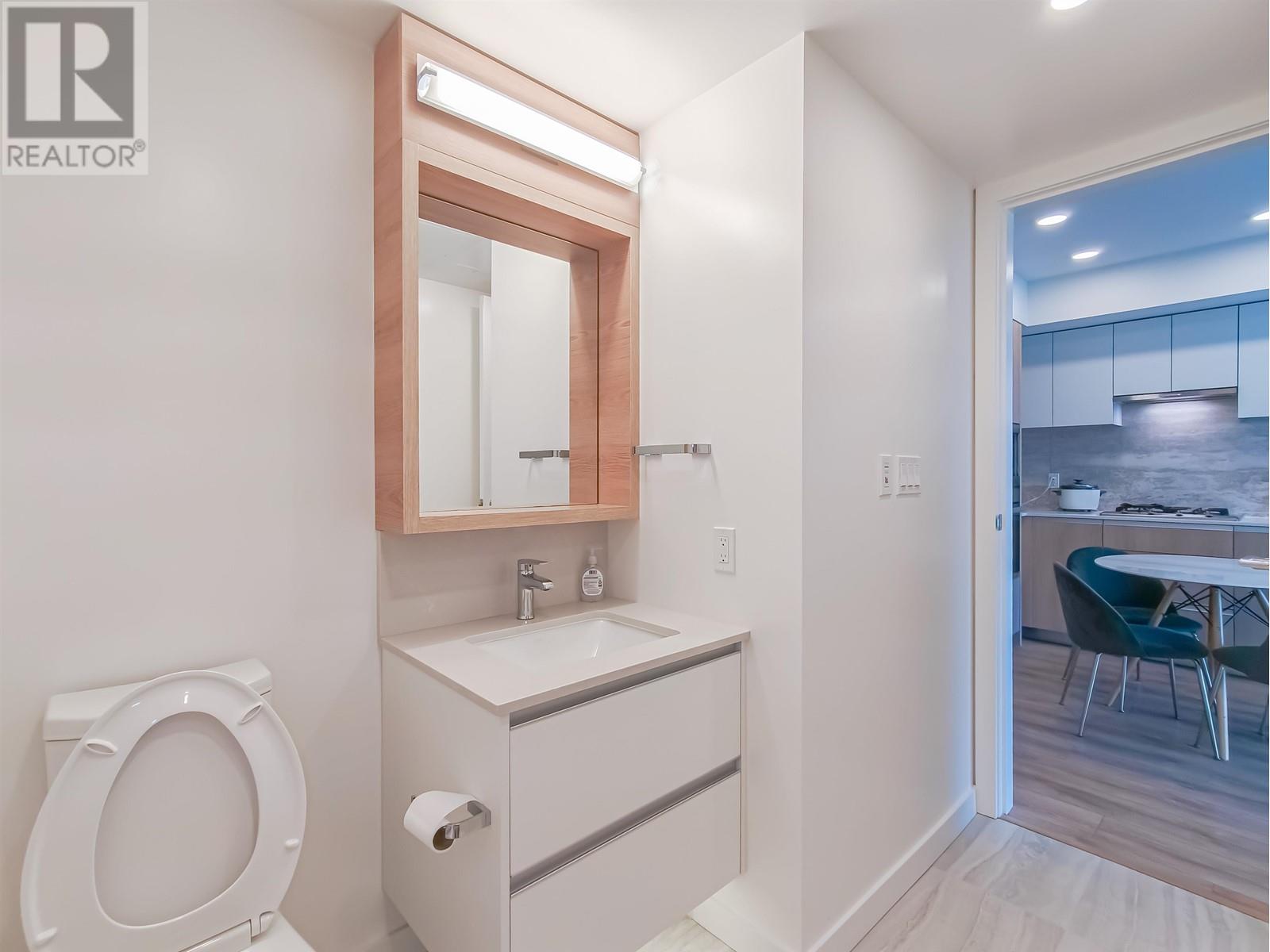 Photo 8 of 911 8111 Park Road, Richmond BC