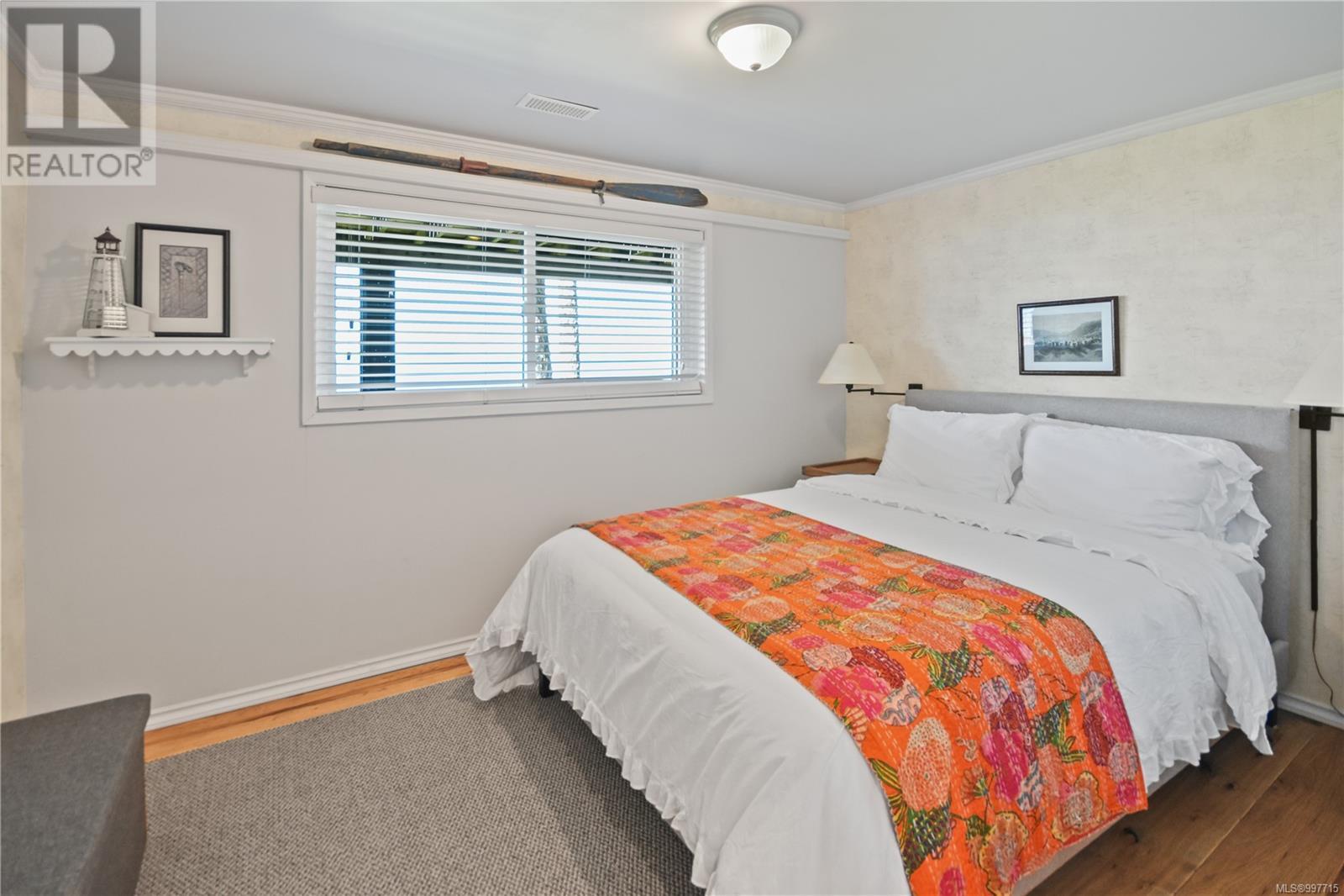 220-224 Decourcy Dr, Gabriola Island