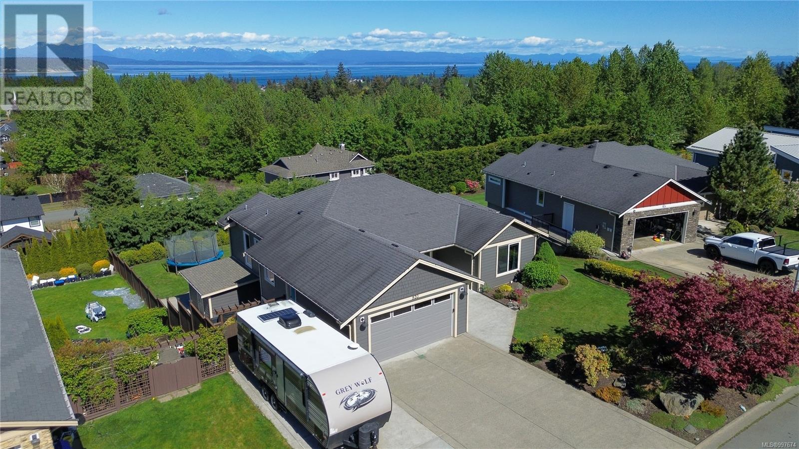 930 Timberline Dr, Campbell River