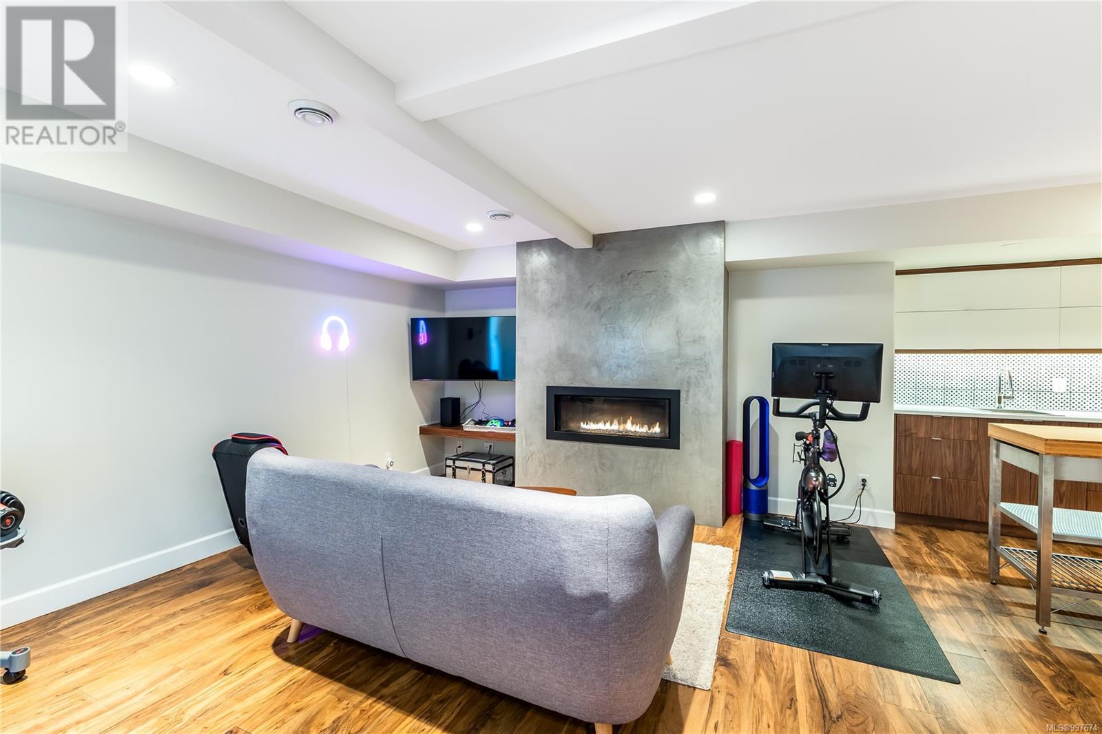 930 Timberline Dr, Campbell River