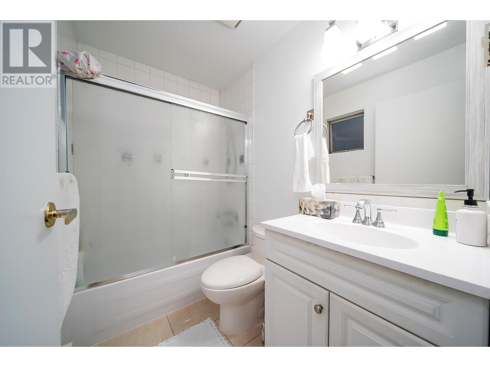 132 2211 NO. 4 ROAD, Richmond real estate listing R2999205