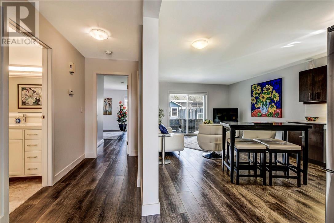  969 Manhattan Drive, Kelowna