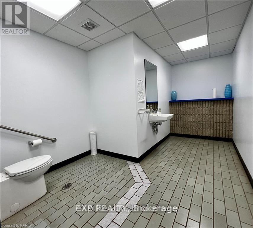 Photo 12 of 580 Division Street, Kingston ON