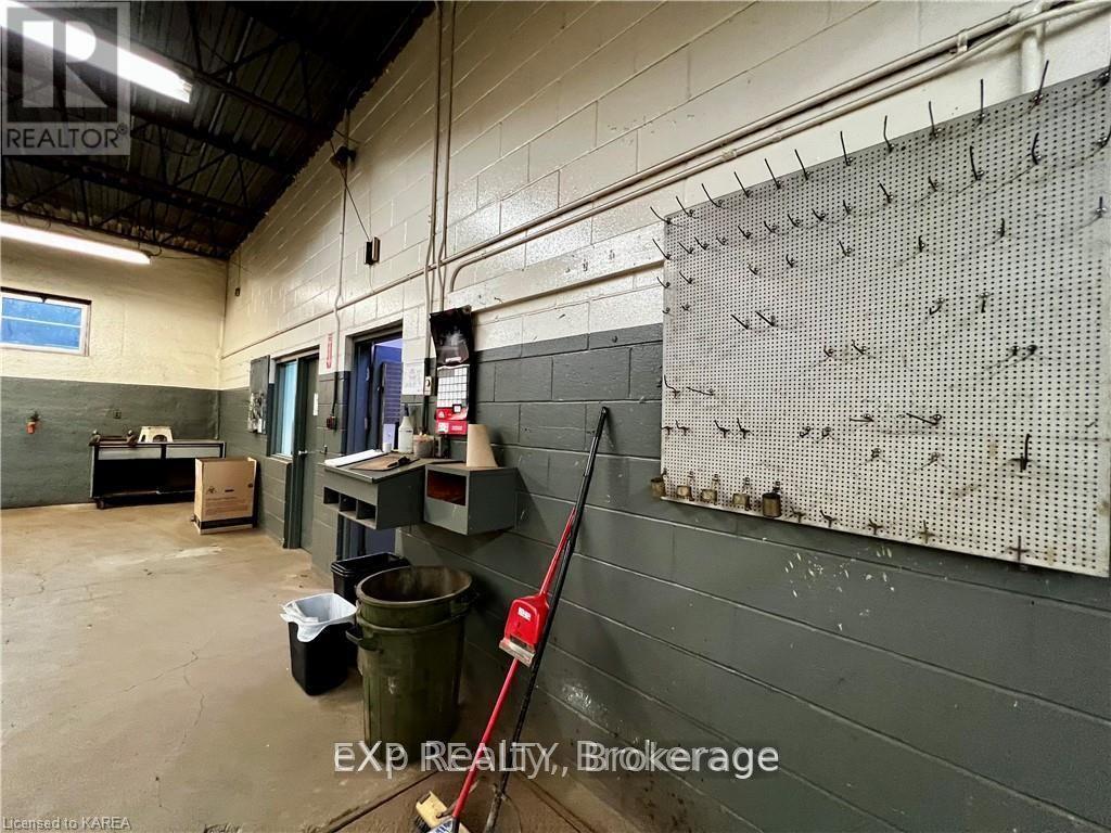 Photo 25 of 580 Division Street, Kingston ON
