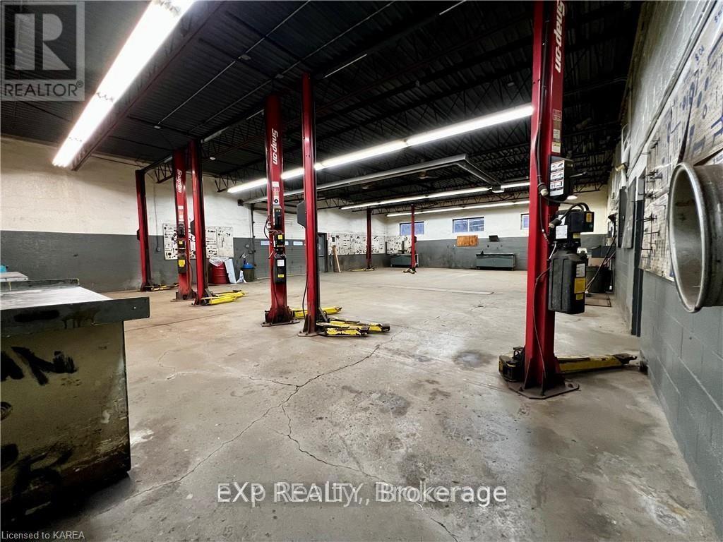 Photo 28 of 580 Division Street, Kingston ON