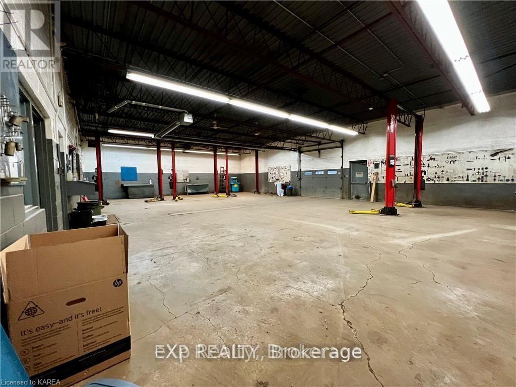 Photo 36 of 580 Division Street, Kingston ON