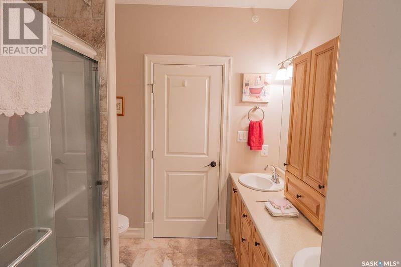 Photo 14 of 101 2800 Lakeview Drive, Prince Albert SK