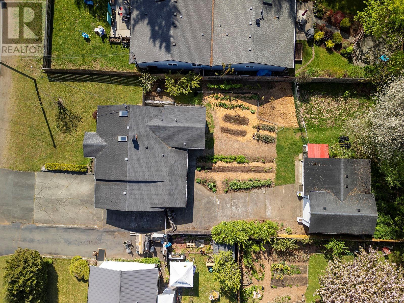 365 Willemar Ave, Courtenay