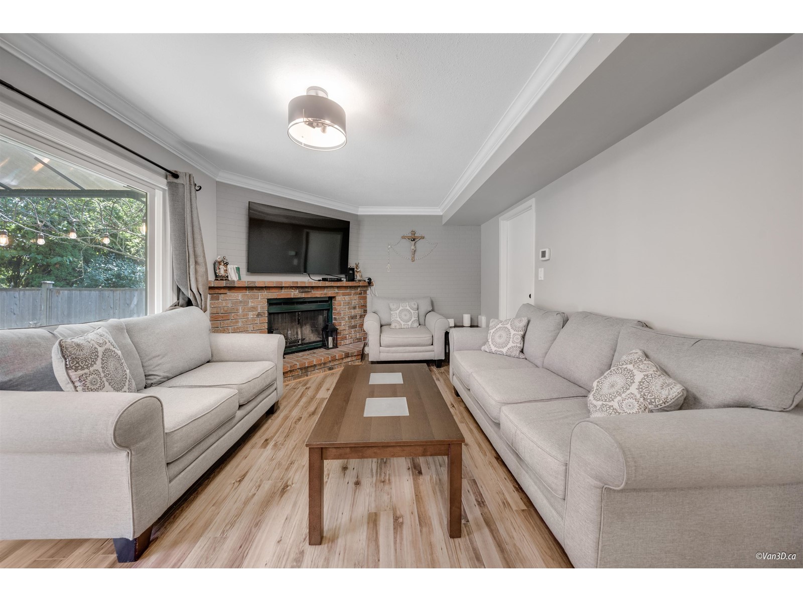 Photo 14 of 9738 151 Street, Surrey BC