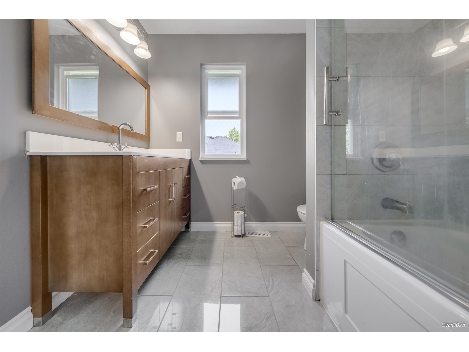 Photo 28 of 9738 151 Street, Surrey BC