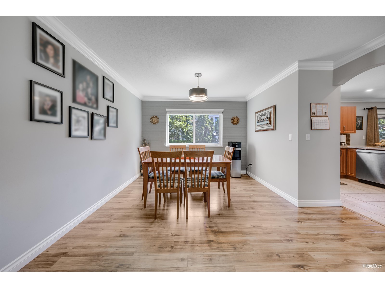 Photo 8 of 9738 151 Street, Surrey BC