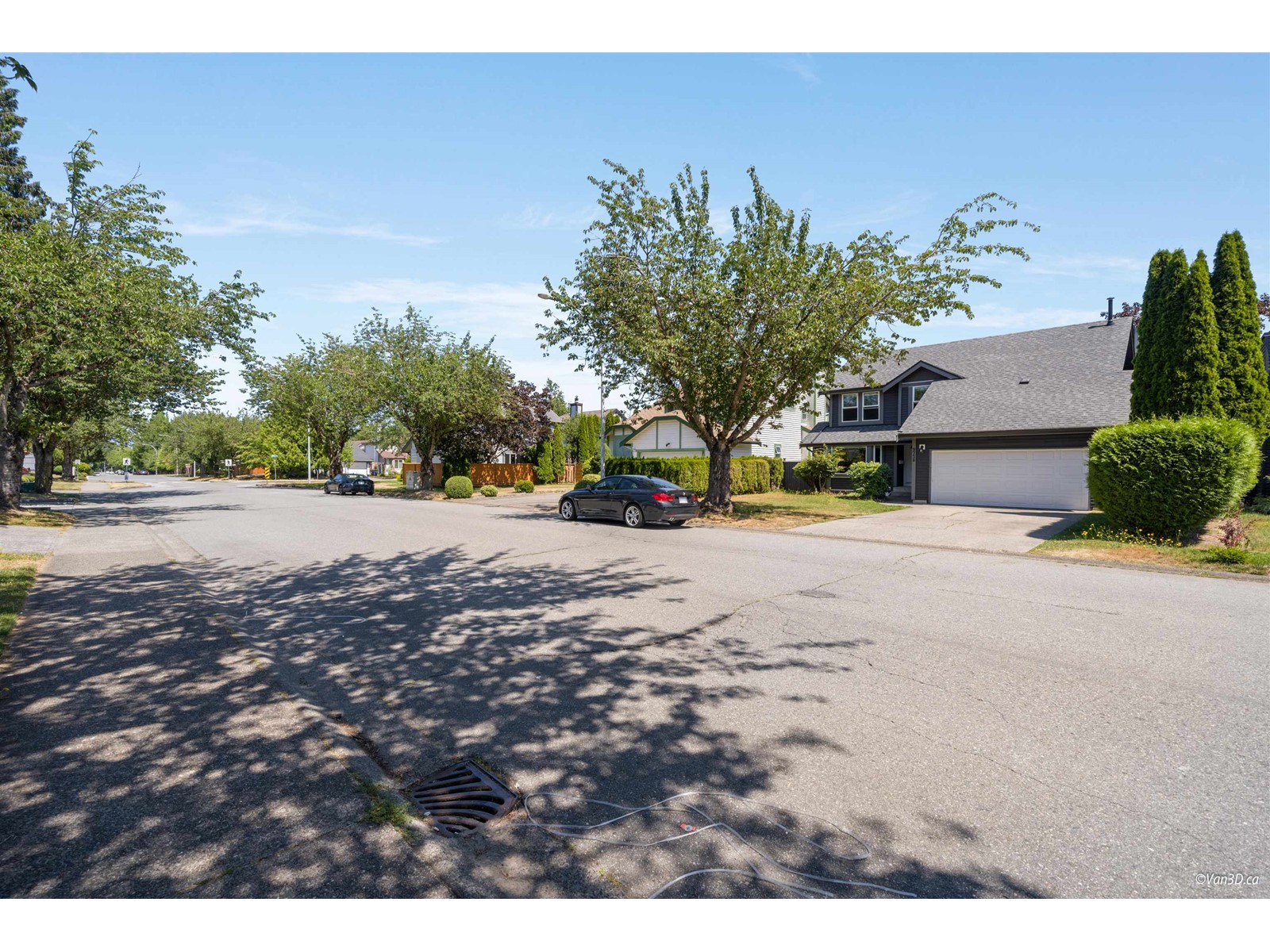 Photo 40 of 9738 151 Street, Surrey BC