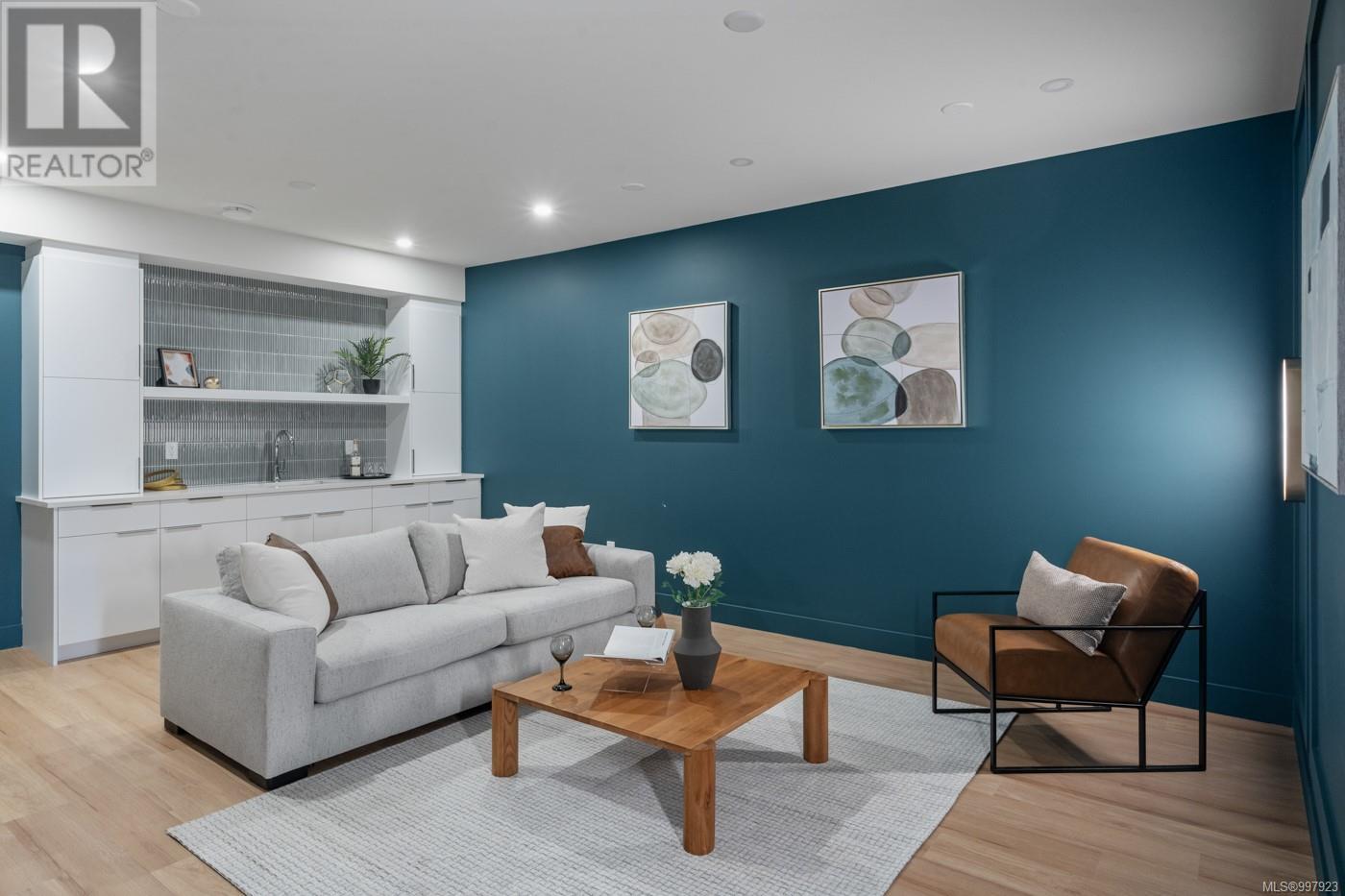 101 2332 Copper Rock Court, Langford
