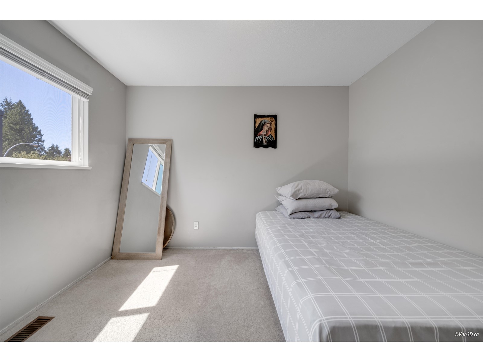 Photo 22 of 9738 151 Street, Surrey BC