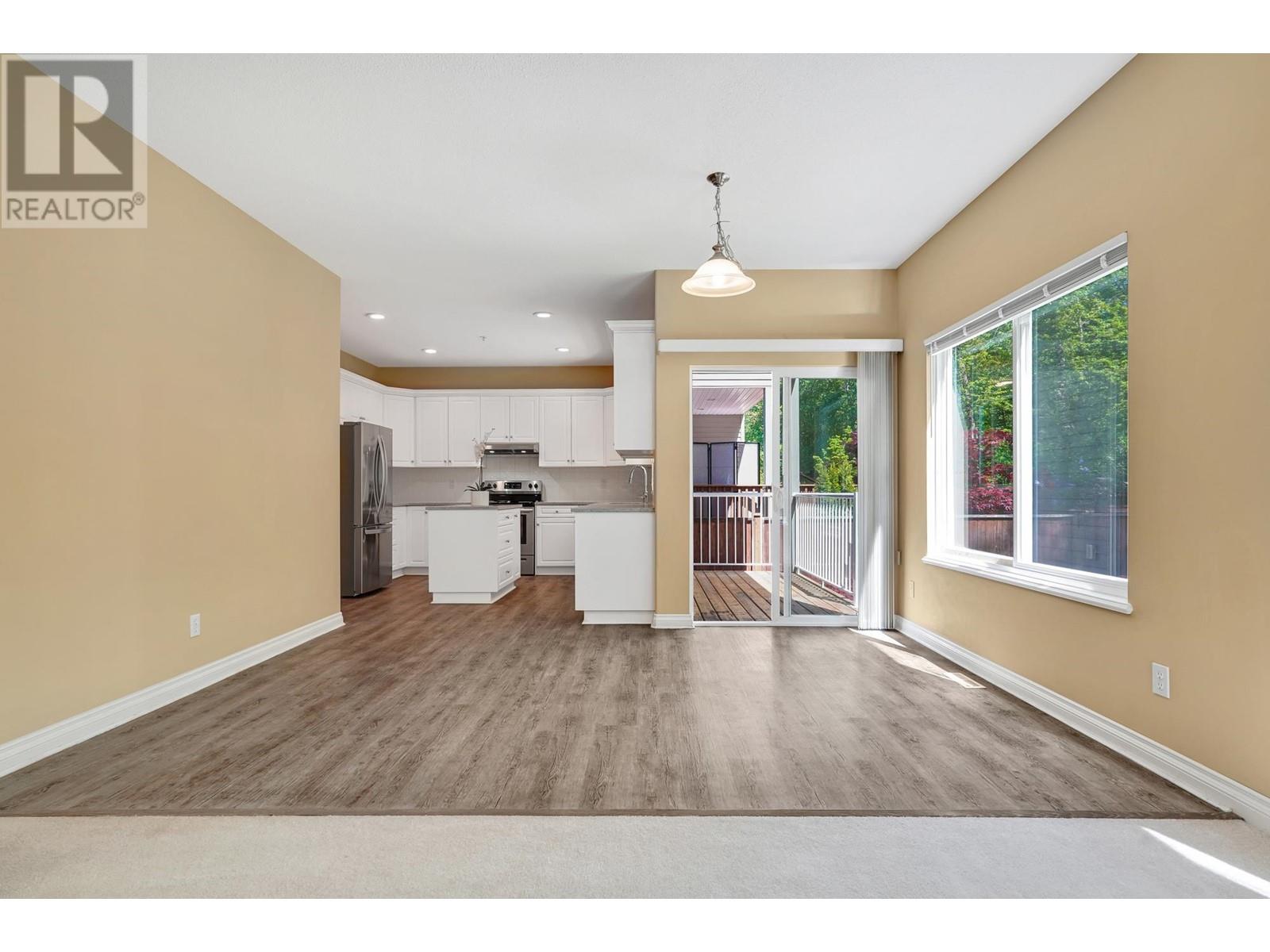 3288 OSBORNE STREET, Port Coquitlam