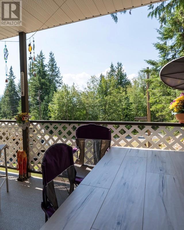 Photo 17 of 4265 Woodbury Village Road, Ainsworth BC