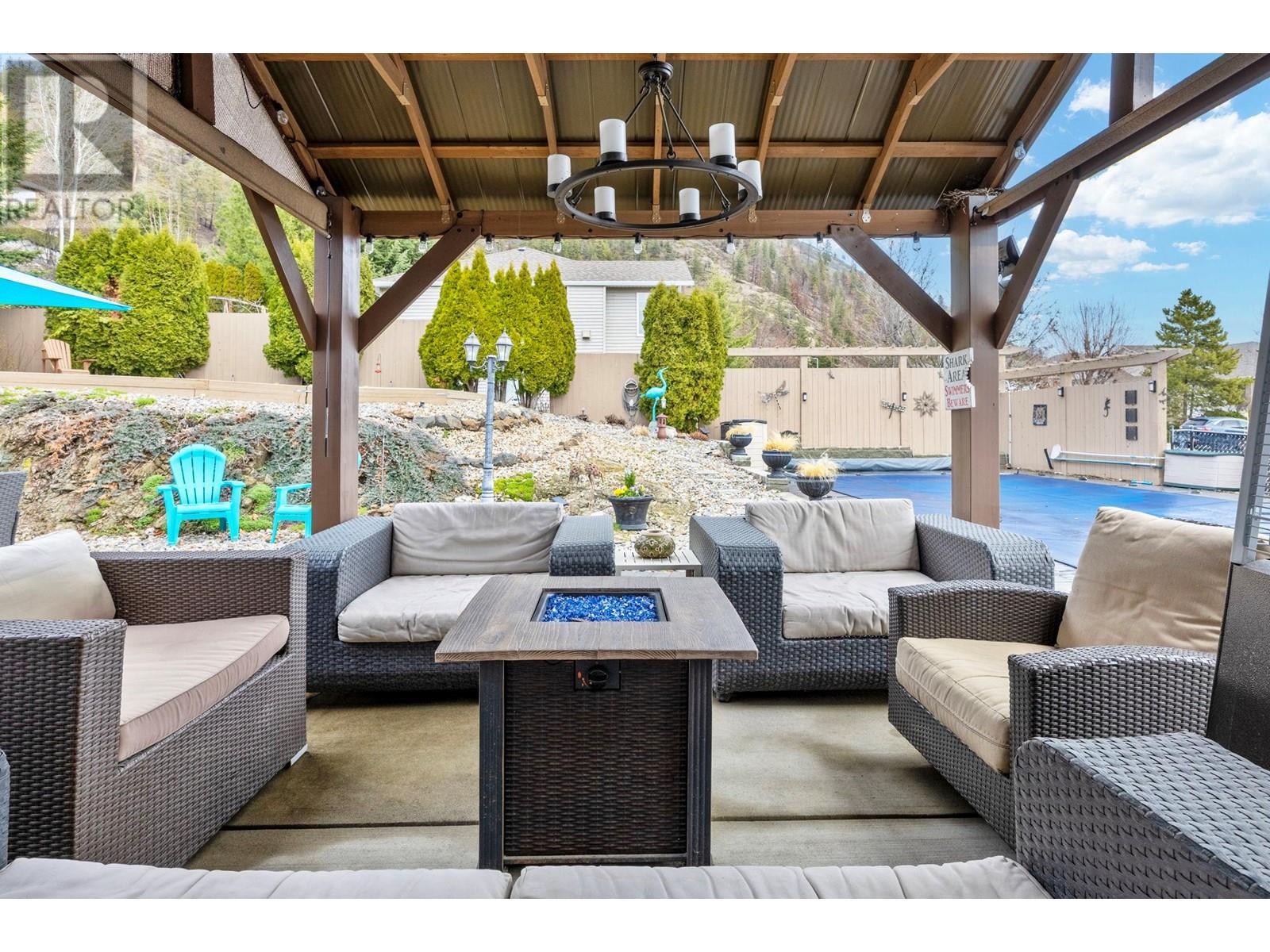  2340 Shannon Woods Drive, West Kelowna