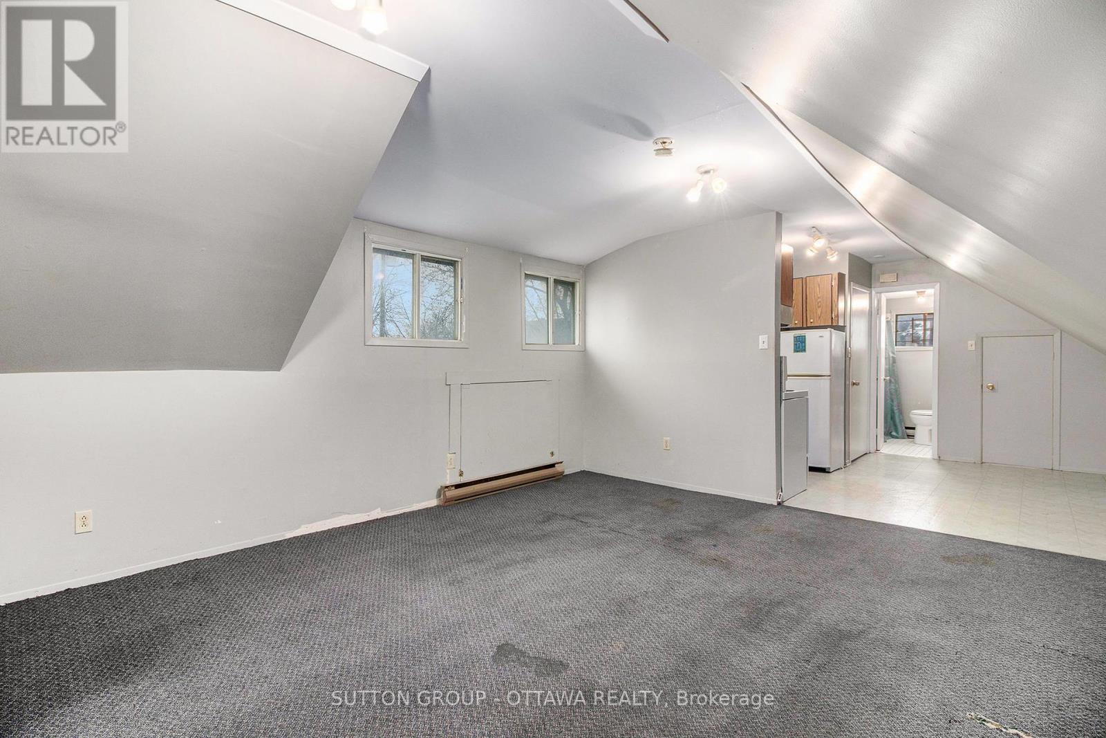 Photo 14 of 397 Montreal Road, Ottawa ON