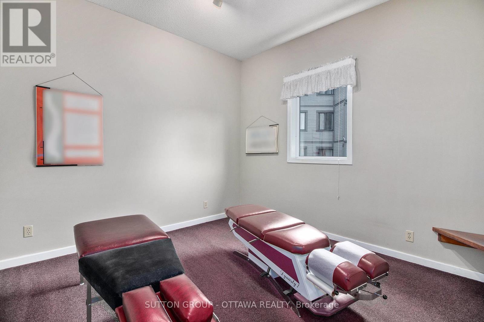 Photo 9 of 397 Montreal Road, Ottawa ON