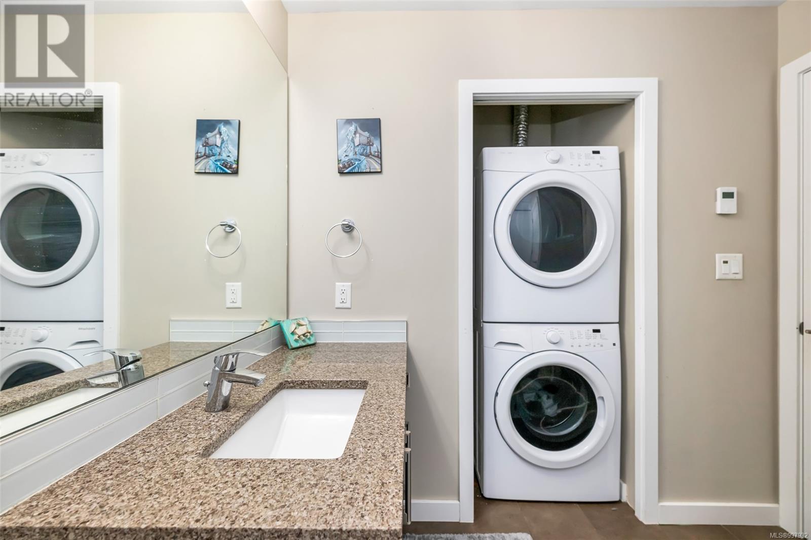 Photo 12 of 300 591 Latoria Rd, Colwood BC