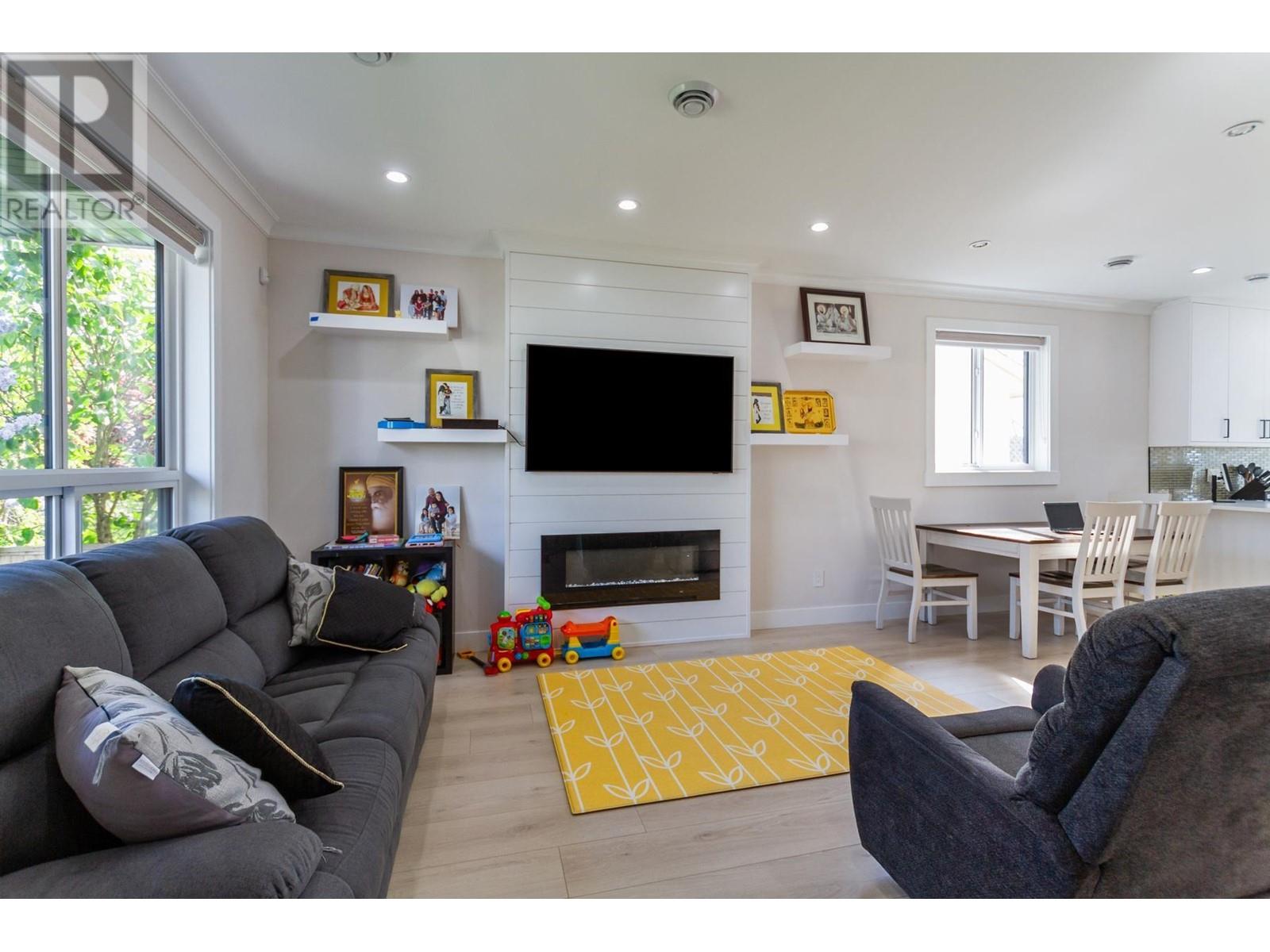 103 954 EDGAR AVENUE, Coquitlam real estate listing R2999447