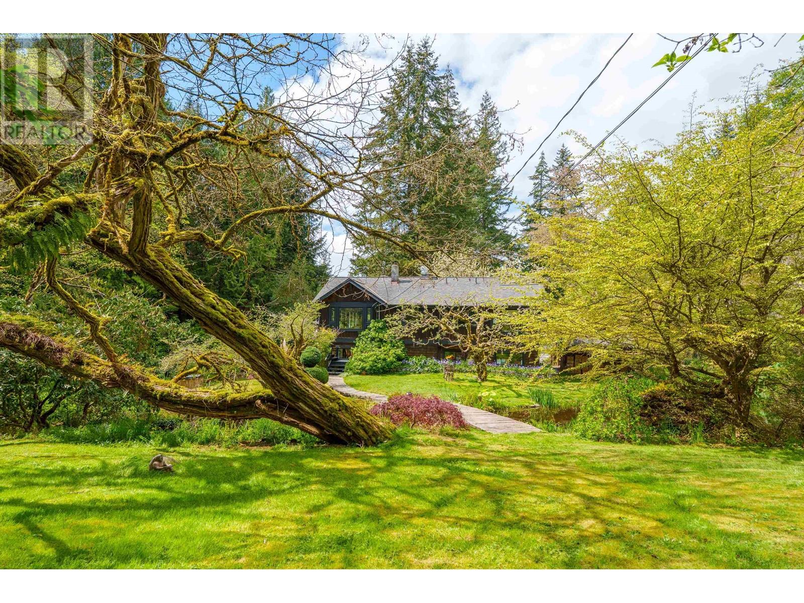 1531 LOCKYER ROAD, Roberts Creek
