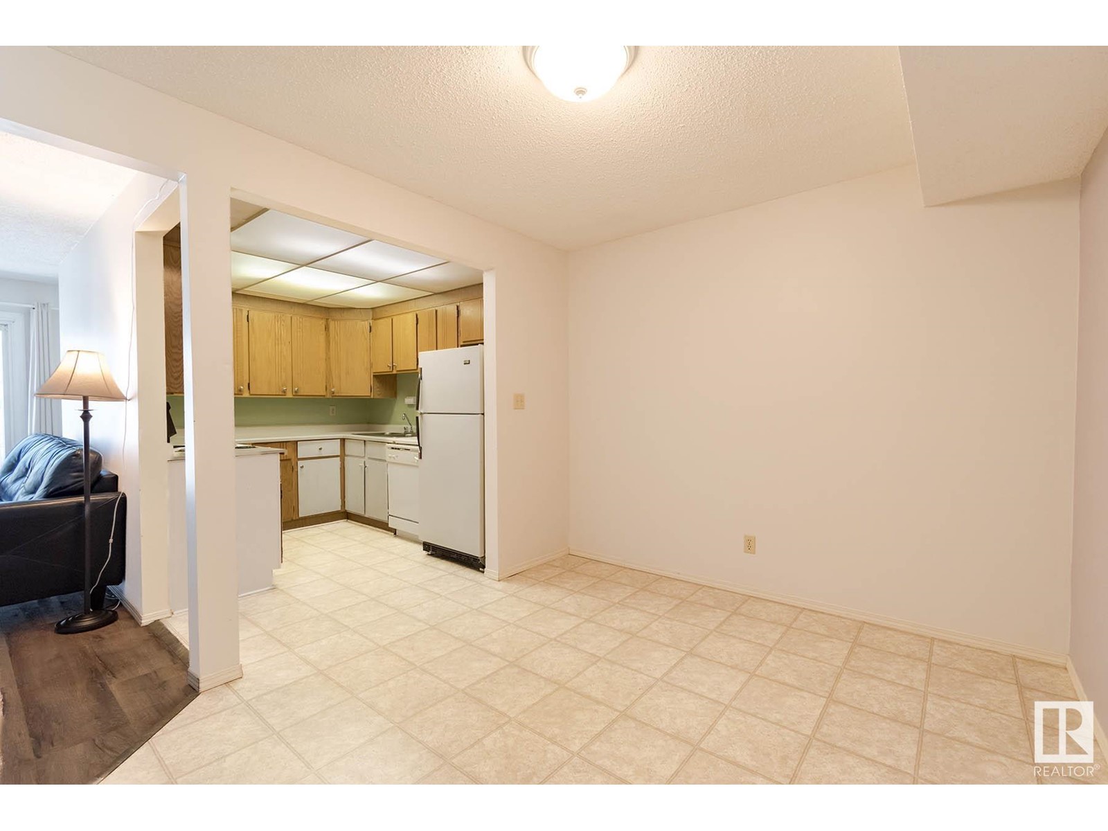 #107 10404 24 AV NW, Edmonton
