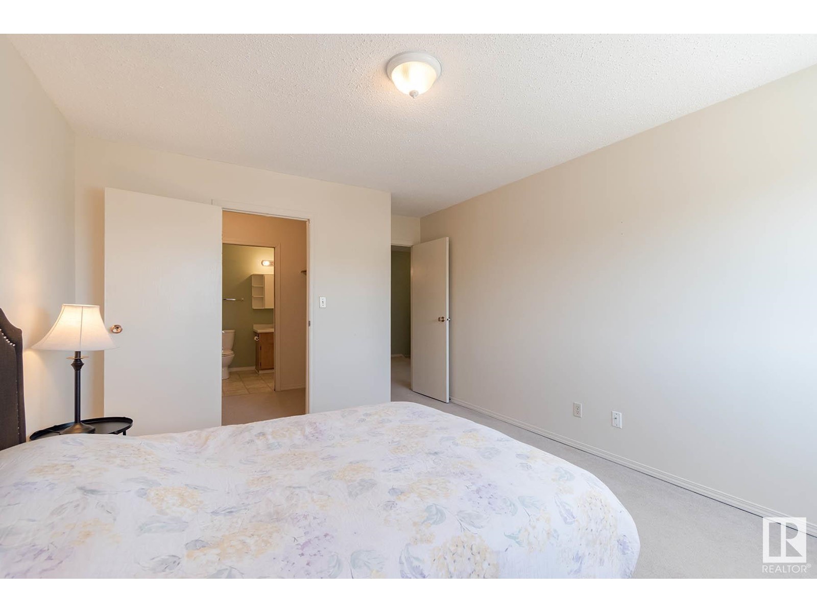 #107 10404 24 AV NW, Edmonton