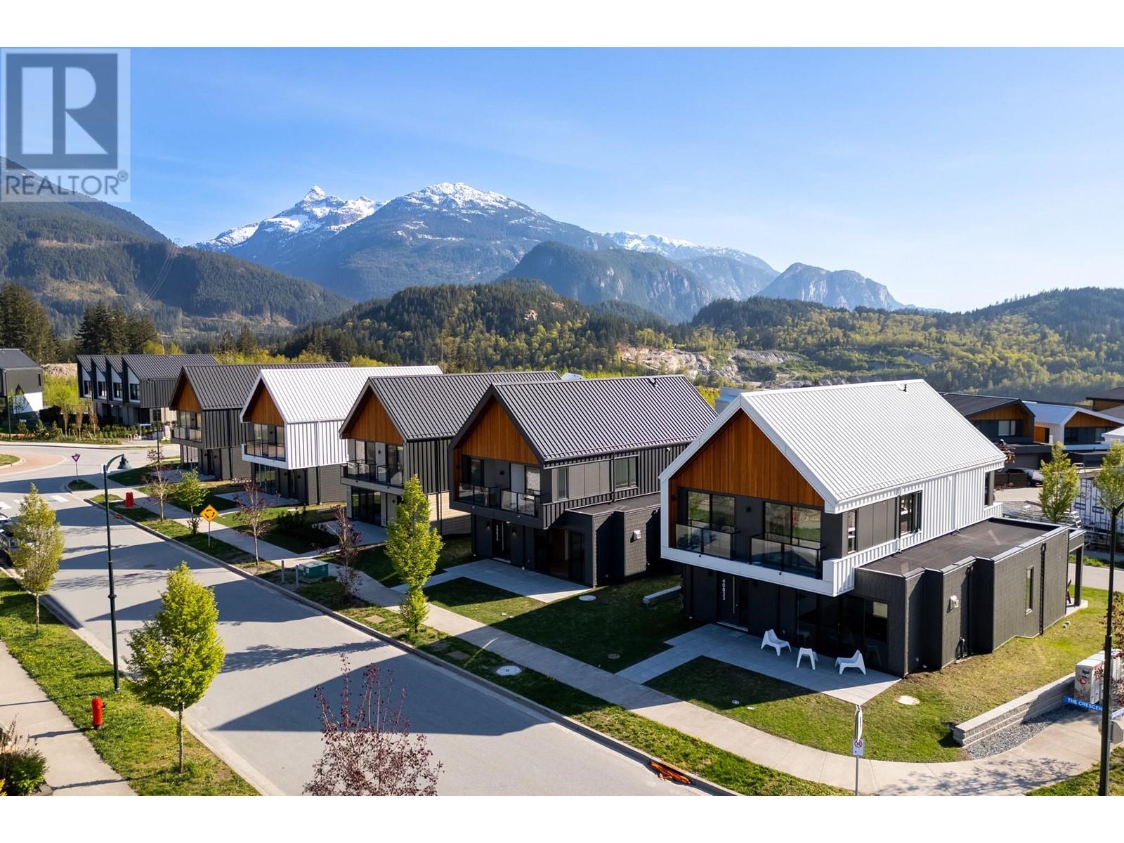 40829 THE CRESCENT, Squamish real estate listing R2996114
