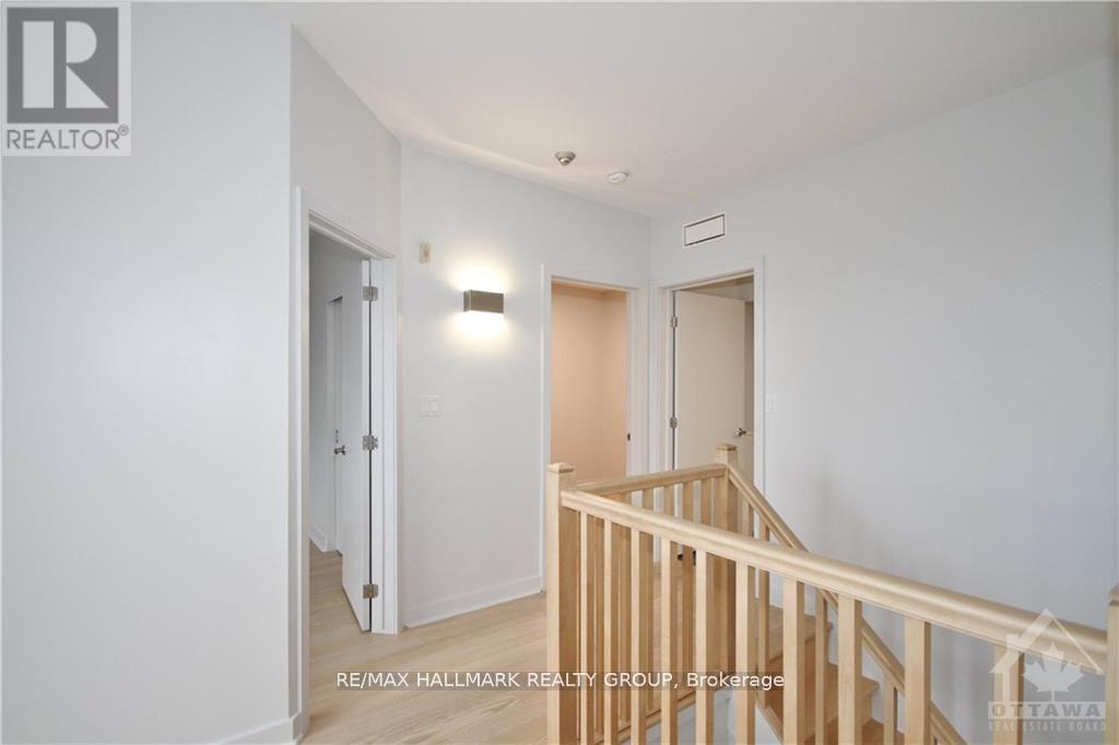Photo 13 of 508 1014 Bank Street N, Ottawa ON