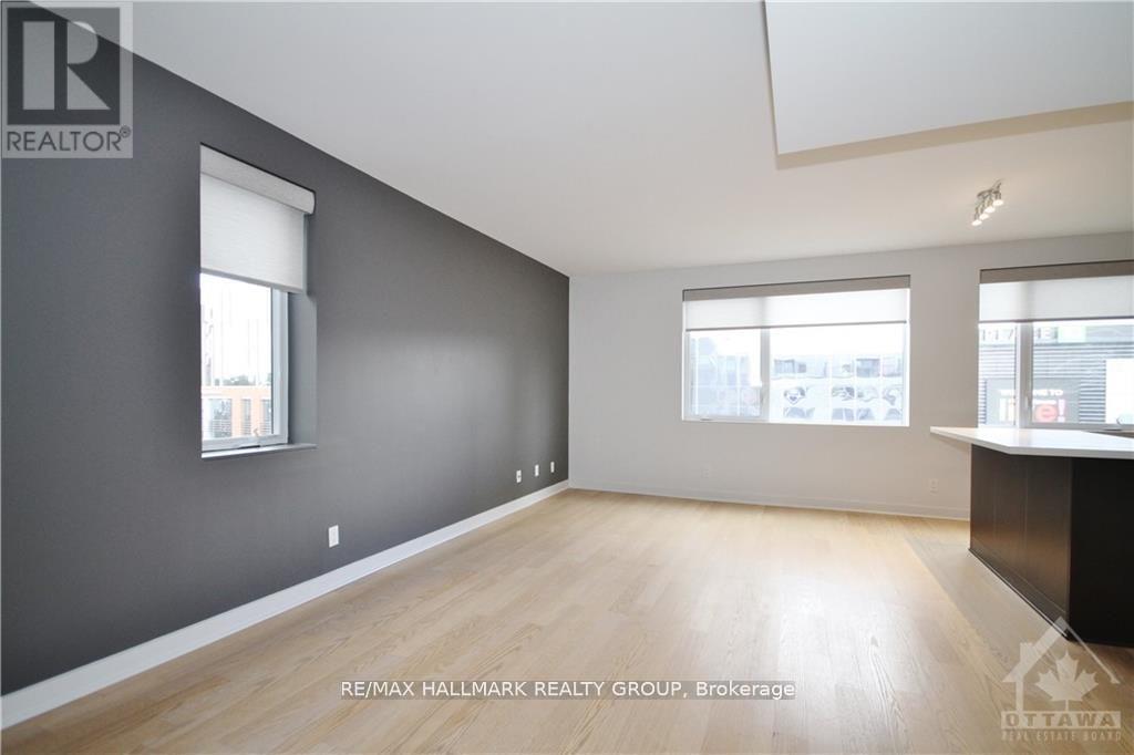 Photo 18 of 508 1014 Bank Street N, Ottawa ON