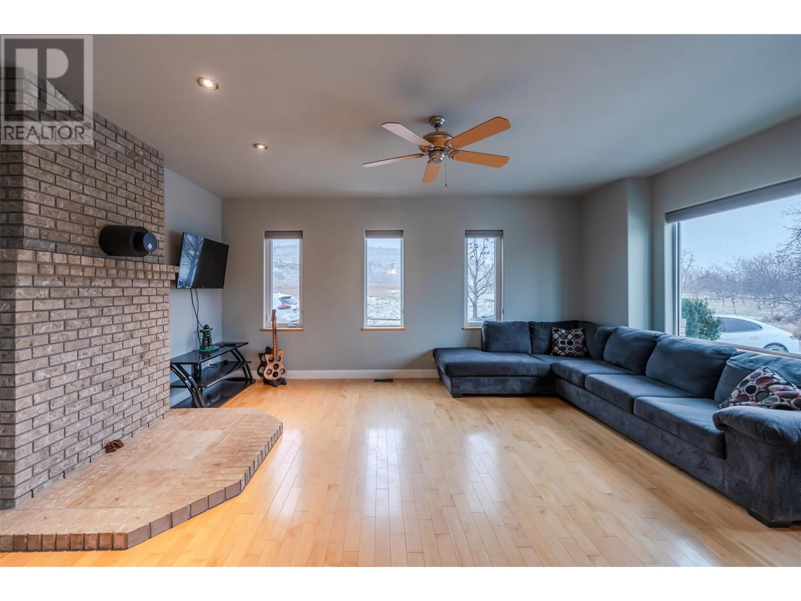  100 Fir Avenue, Kaleden