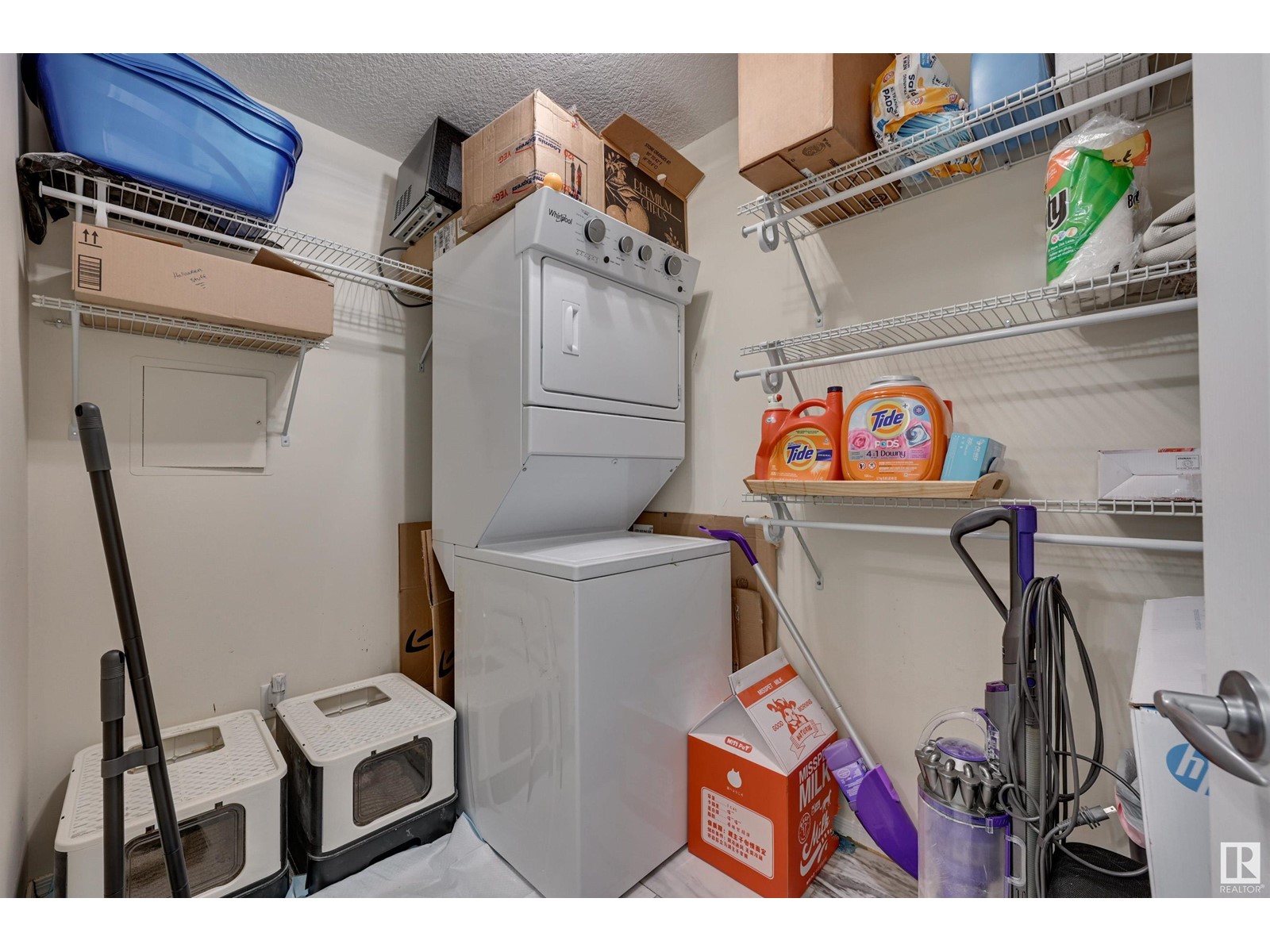 #223 9008 99 AV NW, Edmonton