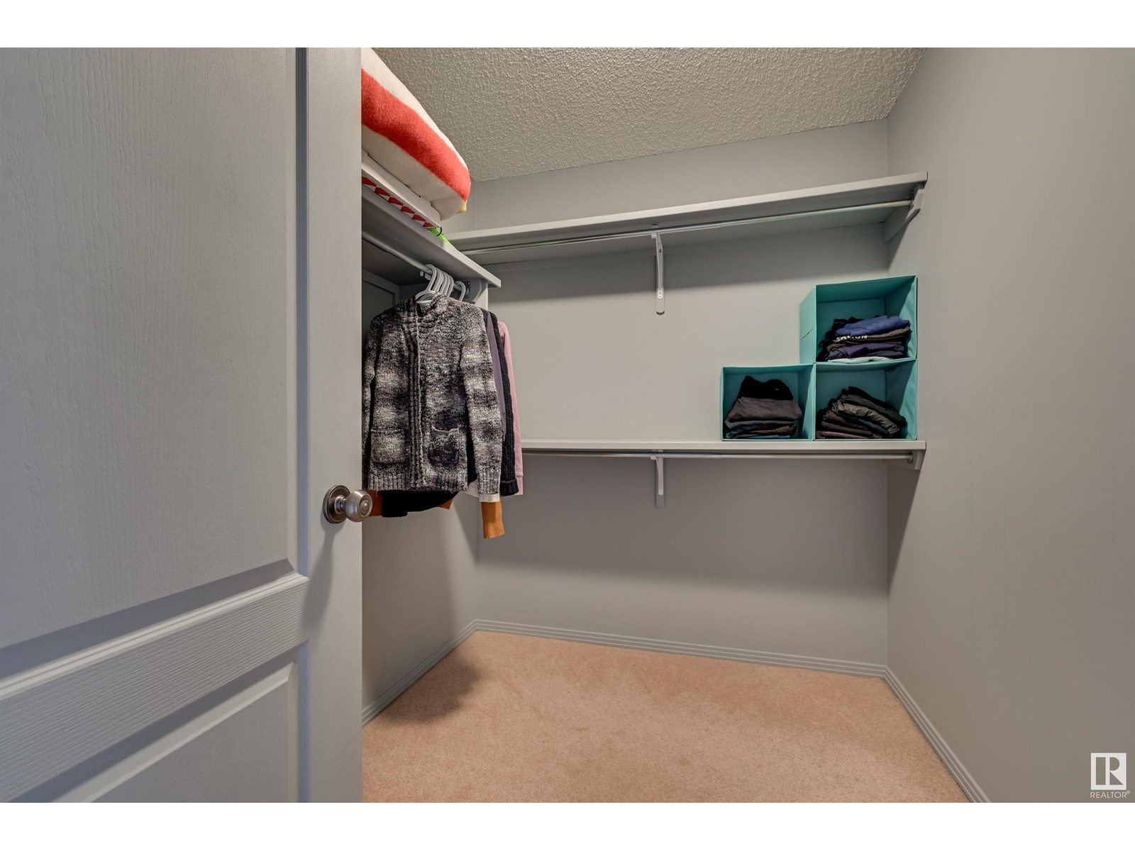 #305 8909 100 ST NW, Edmonton