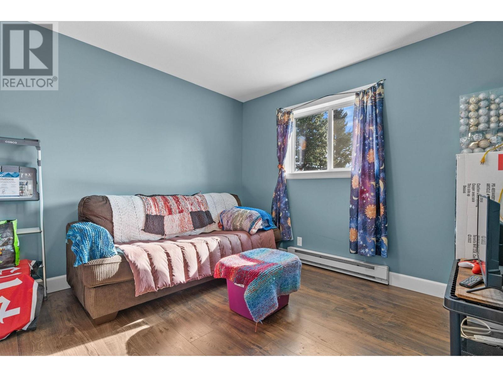 3830 Gellatly Road South, West Kelowna